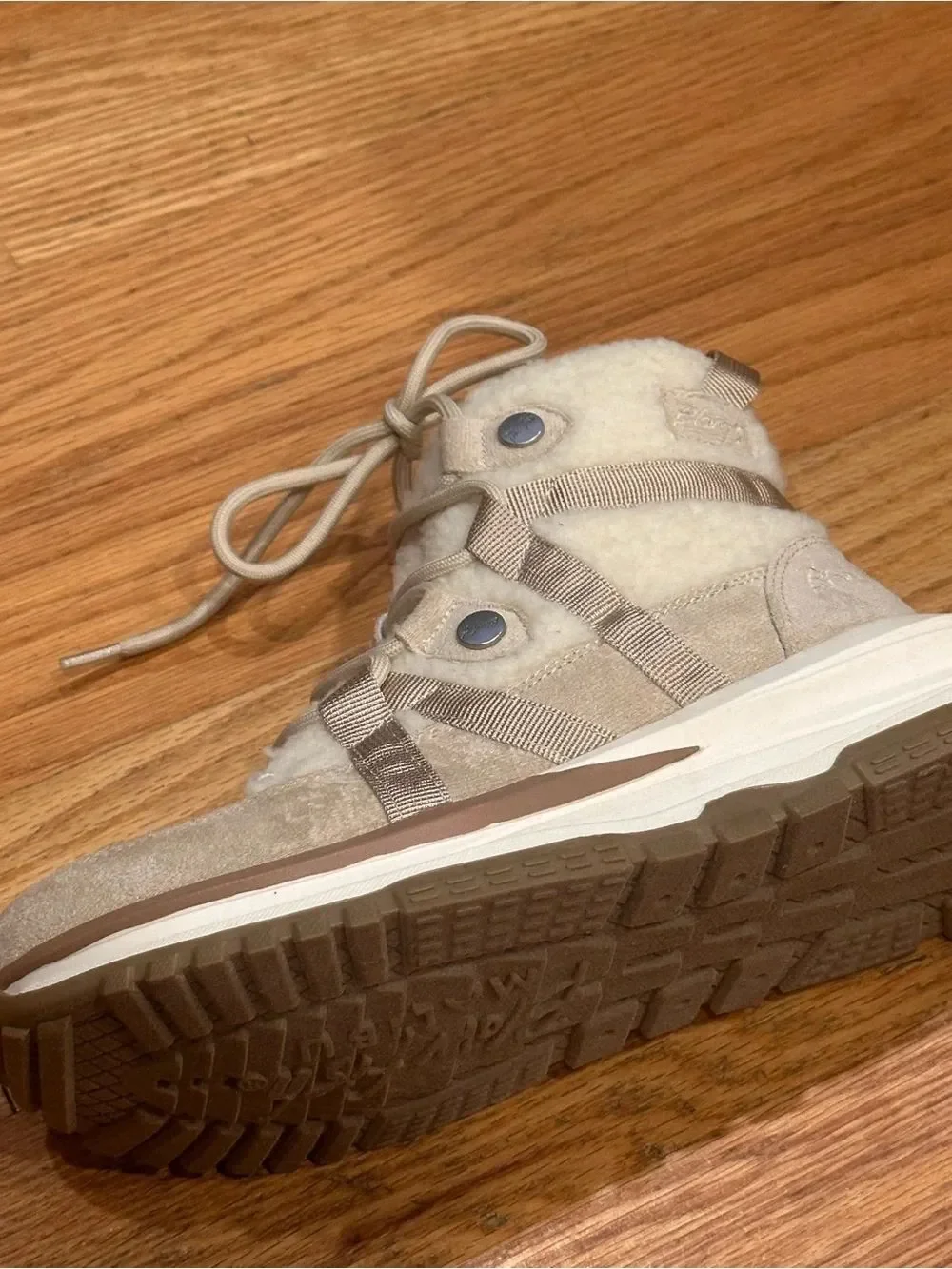 Blowfish Malibu Linx Size 7 Sand Suede & Sherpa-Lined Women’s Hiking Boots